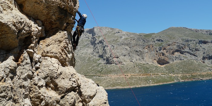 Technik im leichten Überhang.