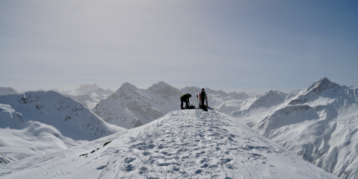 Auf dem Gipfel - Tällihorn