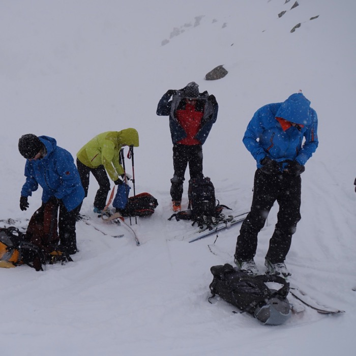 Drei Stunden später am dritten Tag.