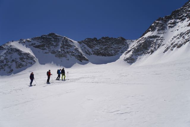 palue 09